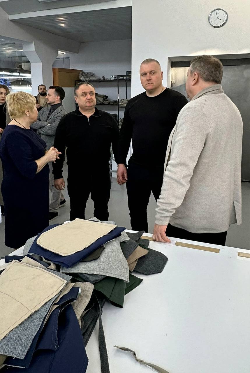 IMG_6829.JPG (131 KB)